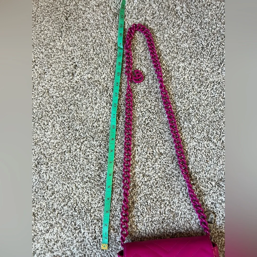 Gucci Fuchsia Calfskin Quilted Leather Shoulder Chain Mini Crossbody Bag - Picture 10 of 16